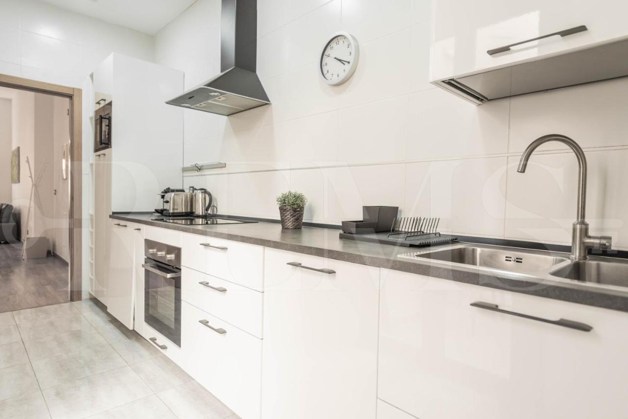3Br Apartment With Parking And Patio In The Center By Rems Málaga Eksteriør bilde