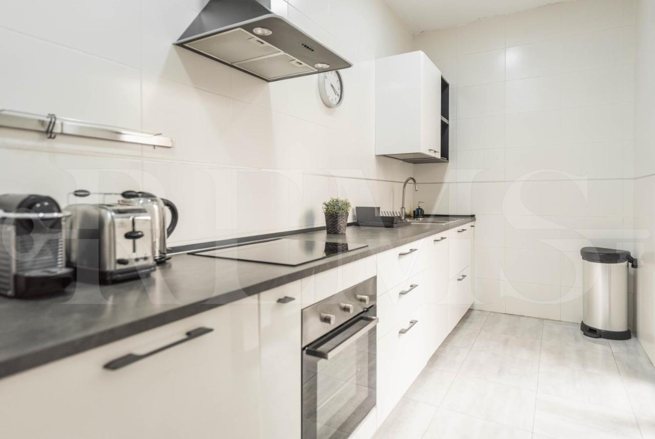 3Br Apartment With Parking And Patio In The Center By Rems Málaga Eksteriør bilde