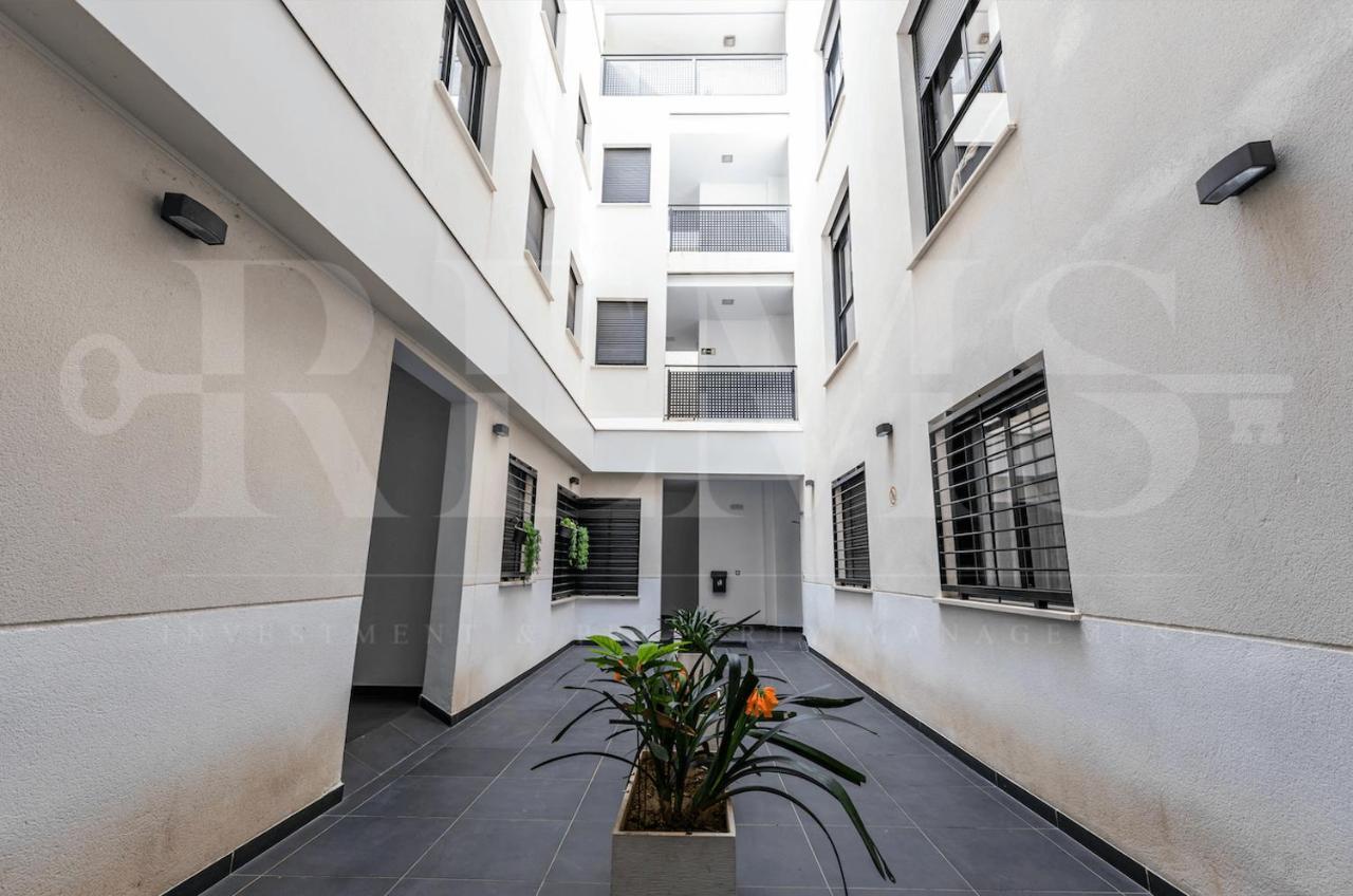 3Br Apartment With Parking And Patio In The Center By Rems Málaga Eksteriør bilde